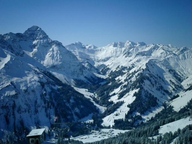 Walliser Stube Aparthotel Mittelberg Exterior photo